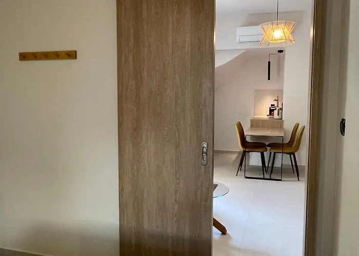 Lägenhet Cosy Casa 4 Stoúpa